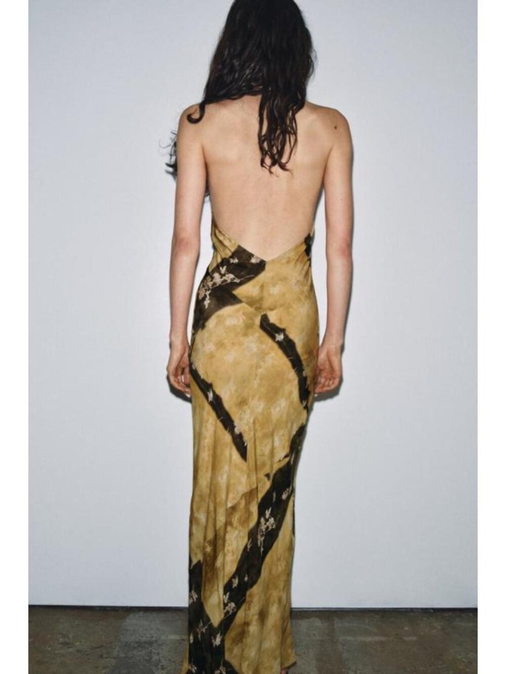 ZARA PRINTED HALTER DRESS - Picture 4 of 8